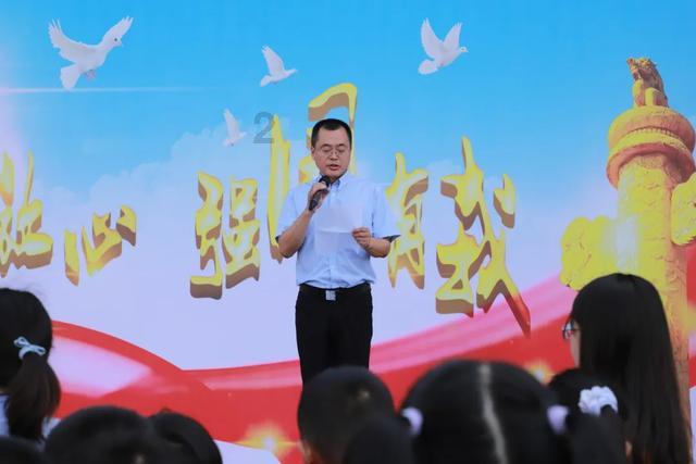 永州市传达贯彻省两会精神大会召开